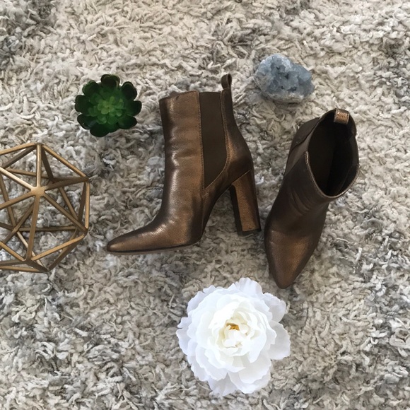 vince camuto britsy bootie